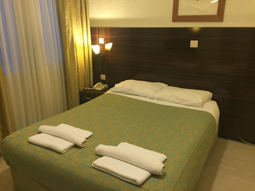 Sato Hotel Antalya Bagian luar foto