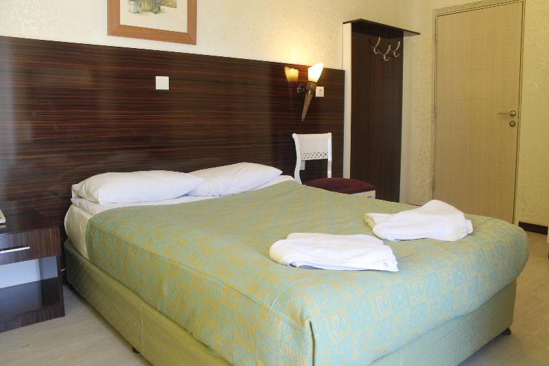 Sato Hotel Antalya Bagian luar foto
